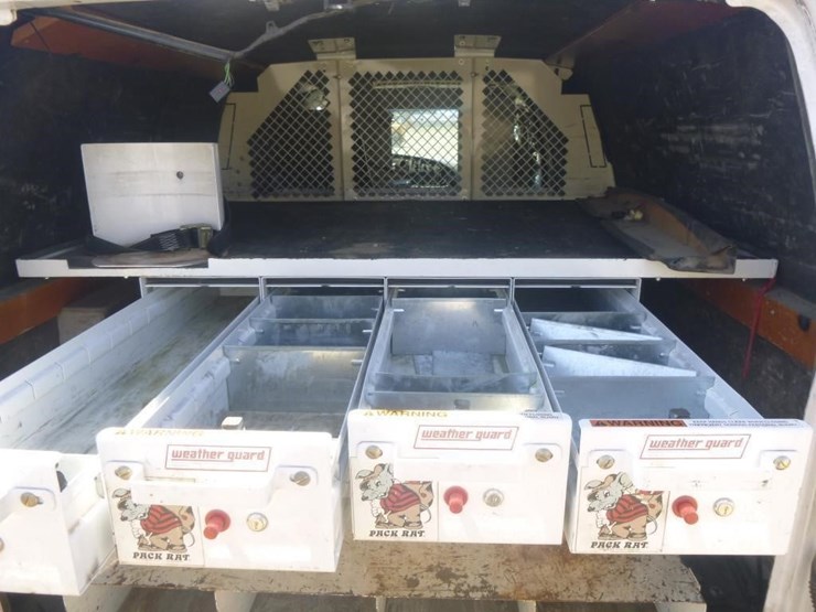 2006-ford-e350-image-18