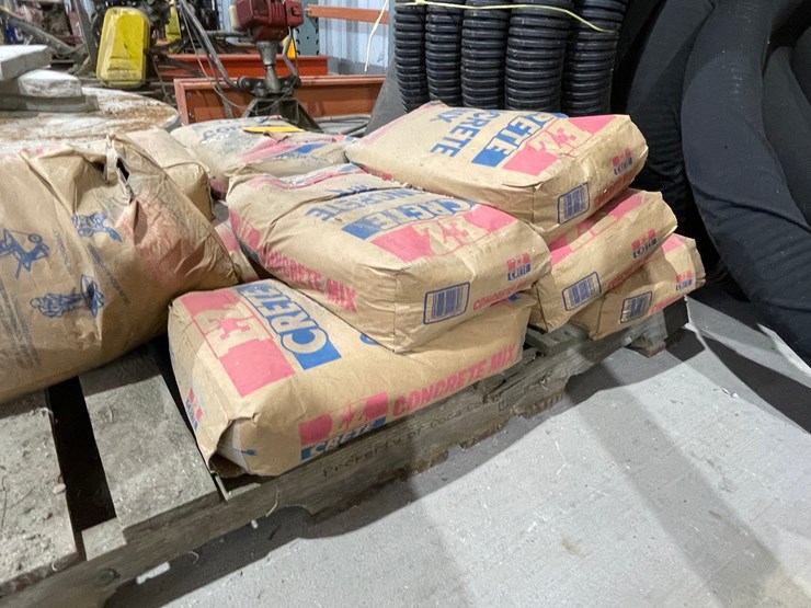 #5035-•-(10)-bags-of-ez-crete-concrete-mix-image-3