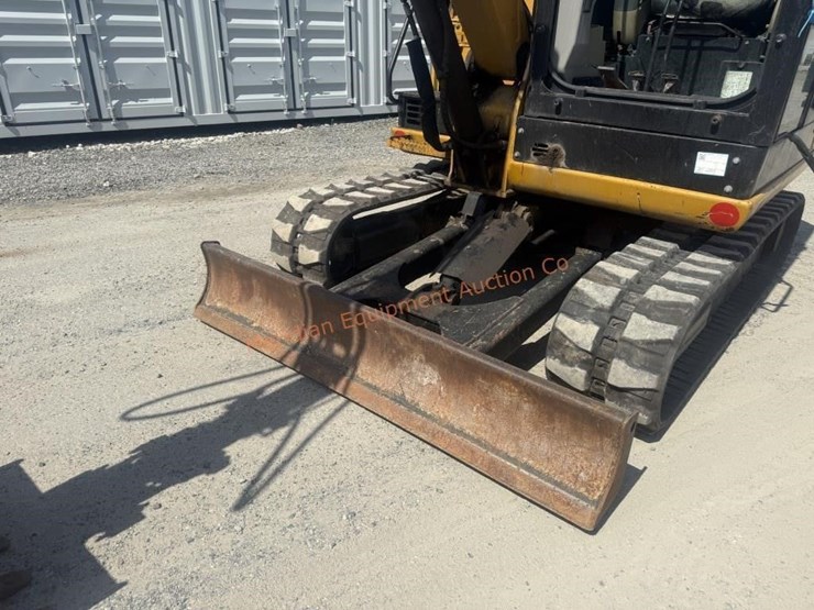 caterpillar-305e2-image-19