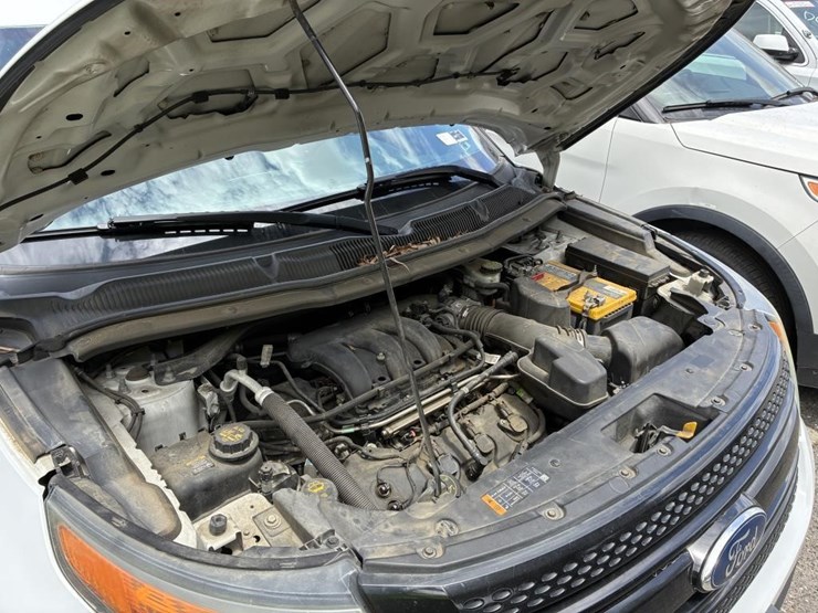 2013-ford-explorer-image-7