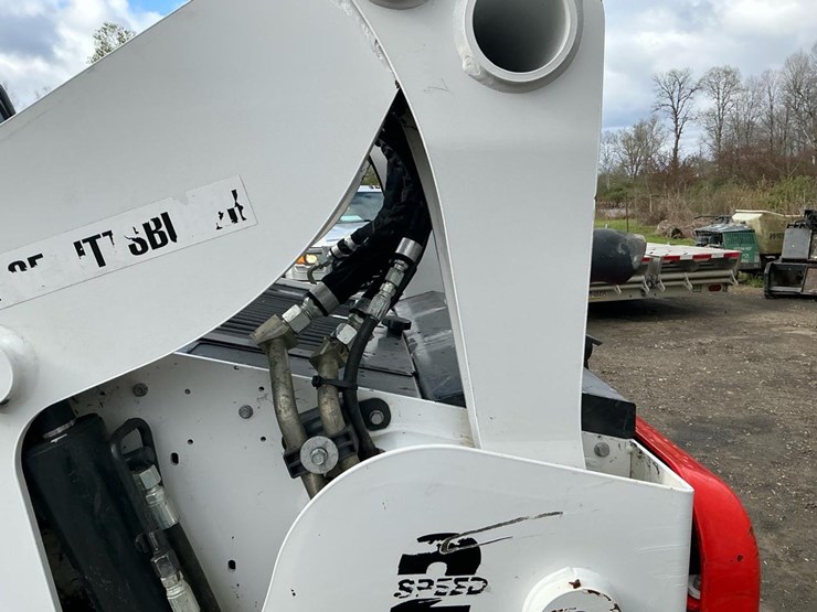 2024-bobcat-t770-image-54