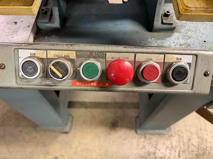 benchmaster-vertical-press-image-8