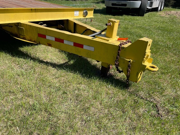 #7155-•-dexter-axle-utility-trailer-(no-title)-image-16