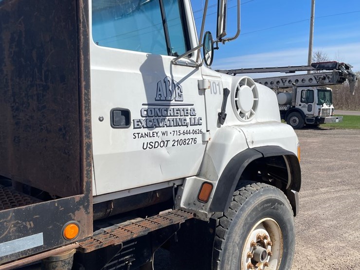 1996-cummins-m11-image-95