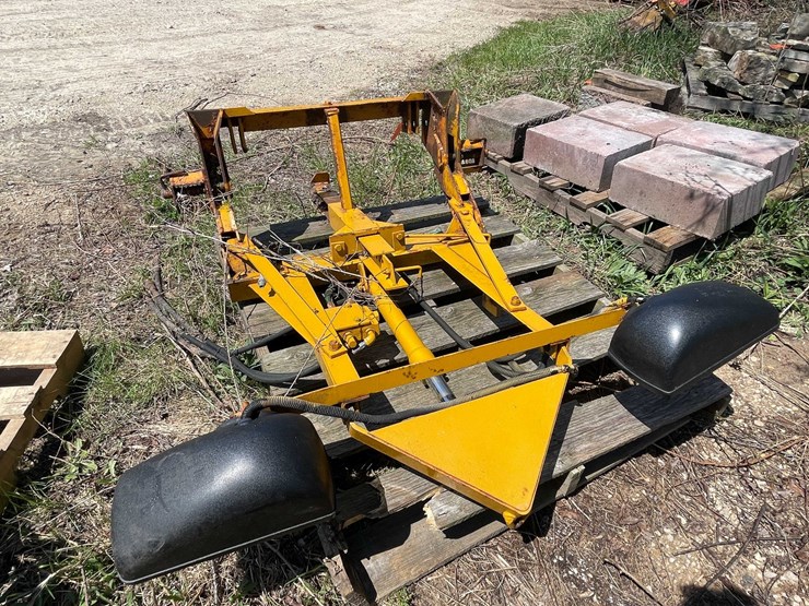 #7429-•-meyer-plow-frame-image-5
