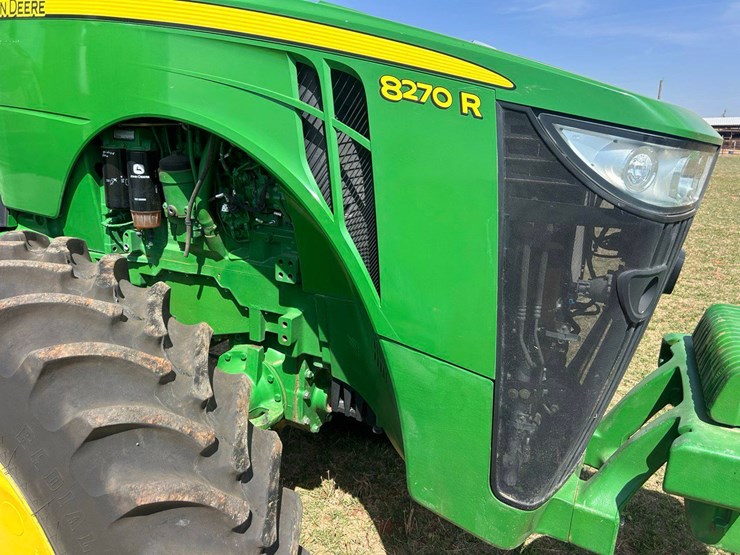 2017-john-deere-8270r-image-17