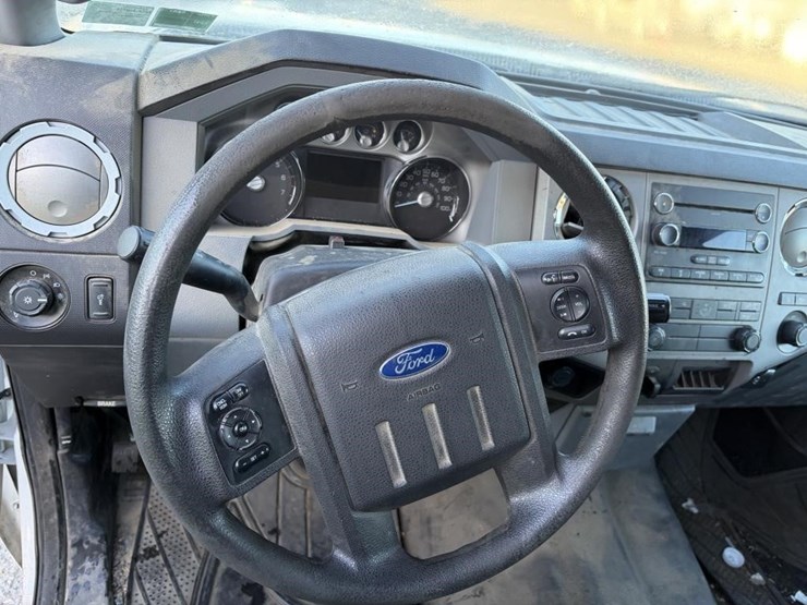 2016-ford-f250-xlt-image-13