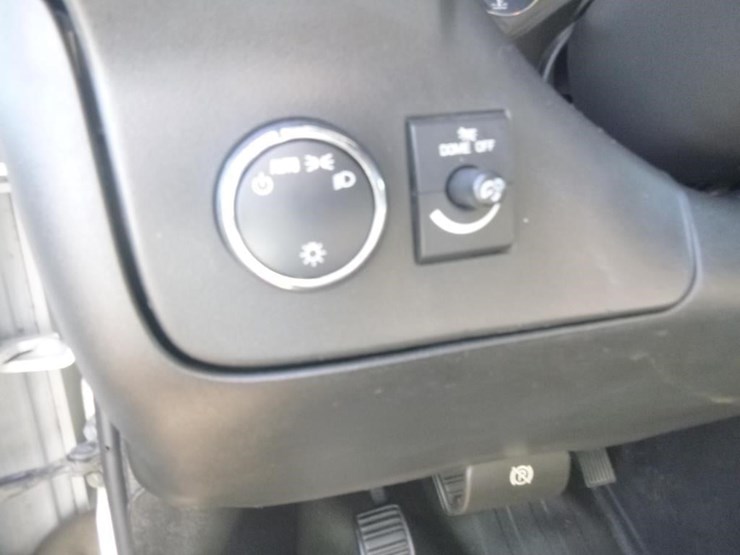2016-chevrolet-2500-image-11