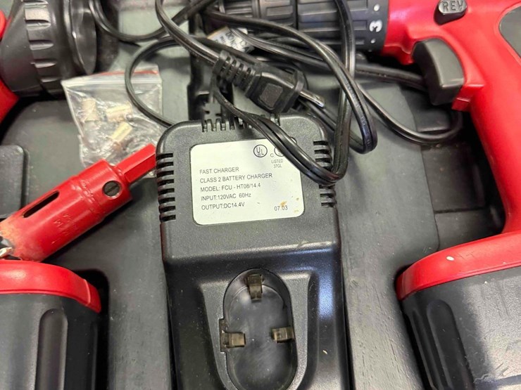 handyman-14.4-volt-cordless-drill-&-light-image-6