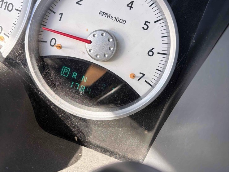 2005-dodge-dakota-image-15