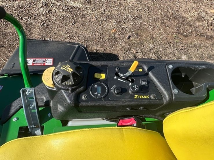 2023-john-deere-z740r-image-10