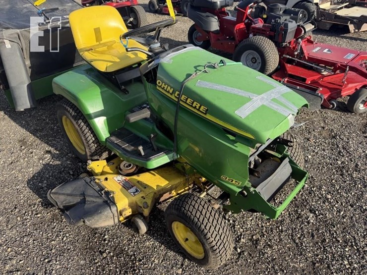 john-deere-345-image-4