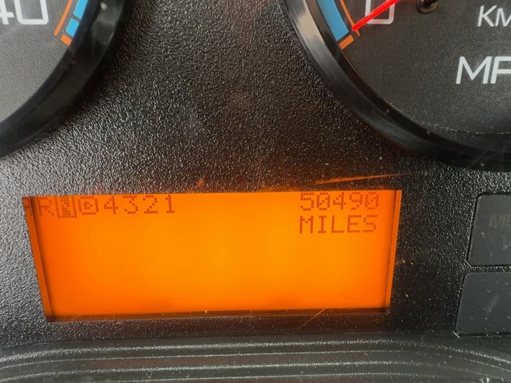 2016-international-7400-image-28