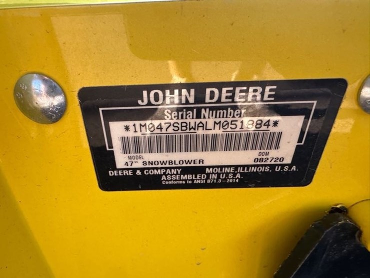 2024-john-deere-x570-image-13
