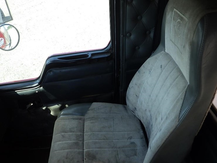 1999-kenworth-t800-image-70