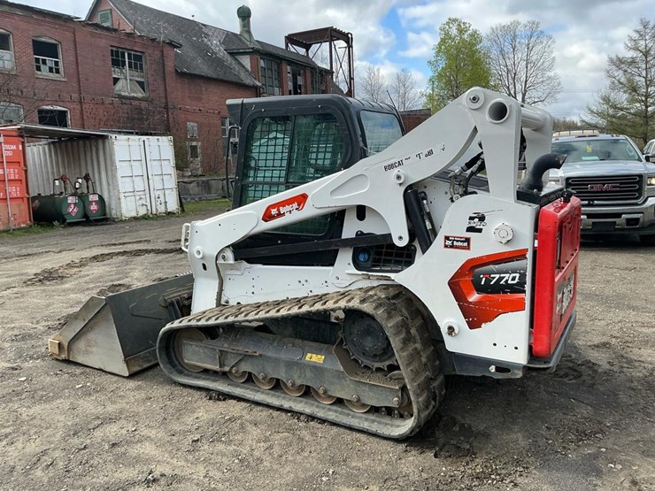 2024-bobcat-t770-image-3