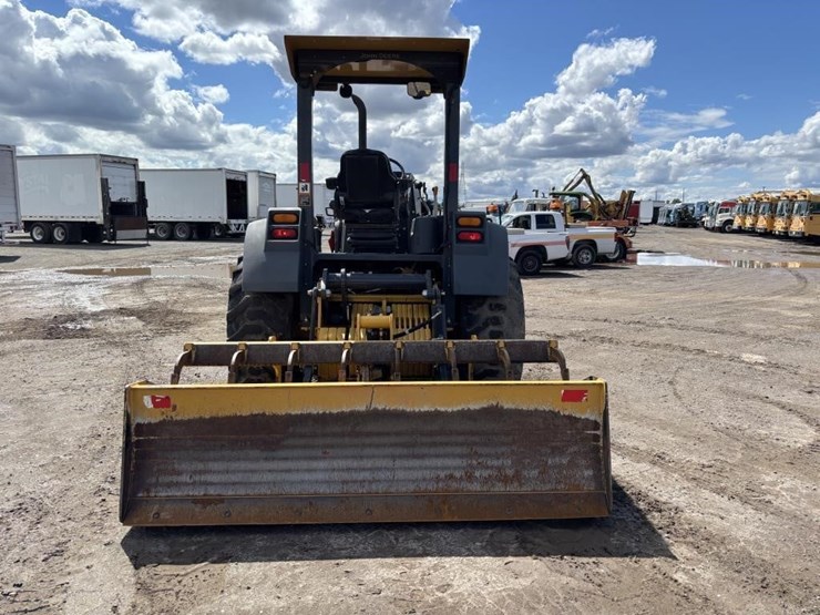 deere-210lep-image-8