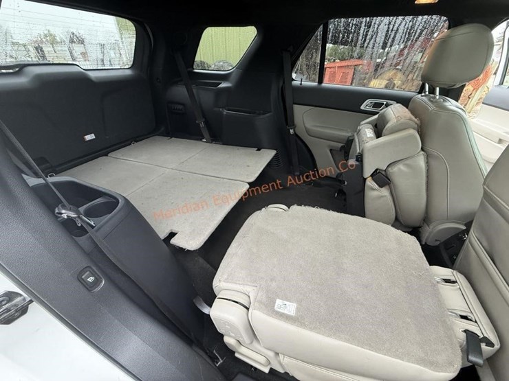 ford-explorer-limited-image-43