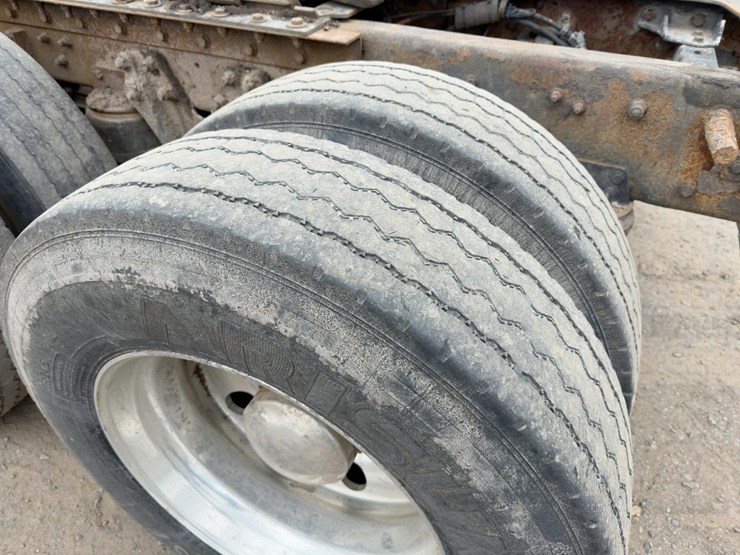 2000-kenworth-w900-image-19