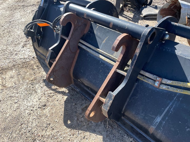 caterpillar-th350b-image-6