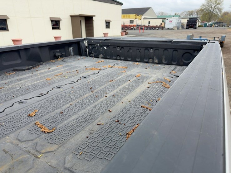 2019-ford-f350-image-16