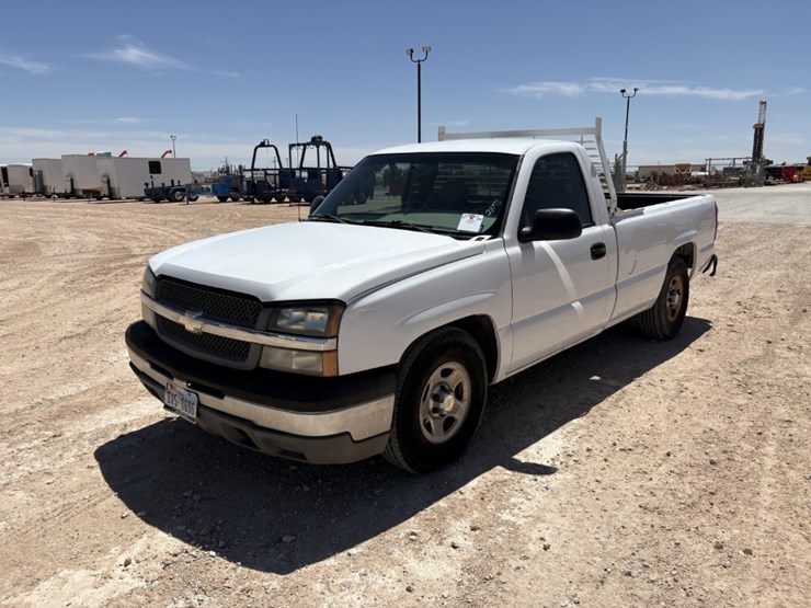 2003-chevrolet-silverado-1500-image-2