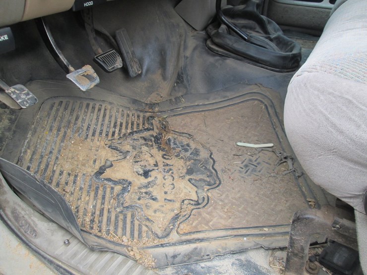 1996-dodge-3500-image-29