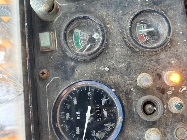 #122-•-1987-kobelco-lk600-wheel-loader-image-51