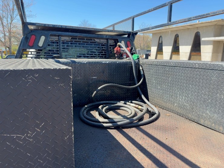 2017-ford-f550-xlt-image-12