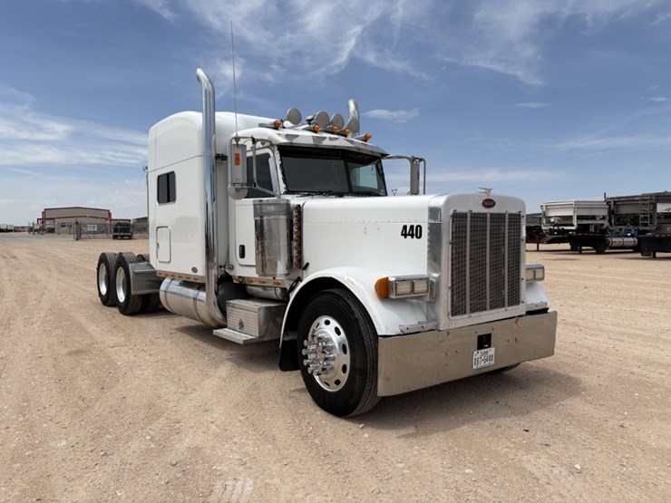 2006-peterbilt-379-image-2