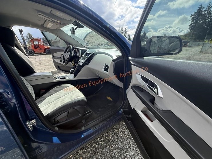 2010-chevrolet-equinox-image-32