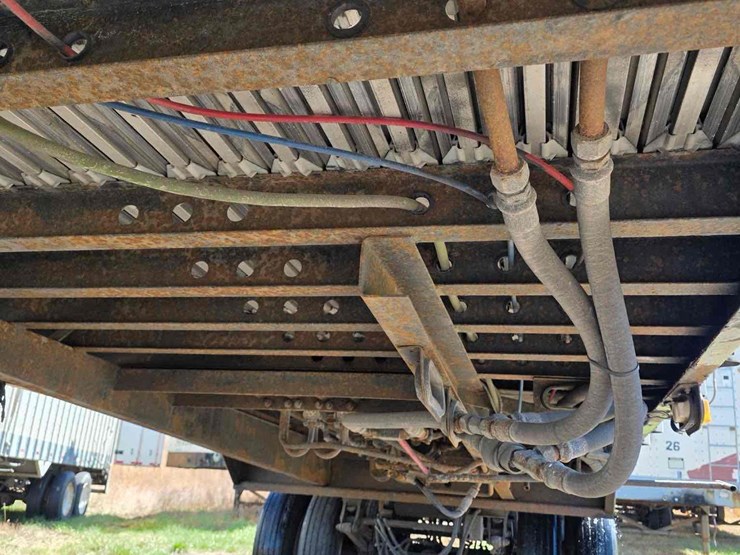 2003-peerless-walking-floor-trailer-image-4