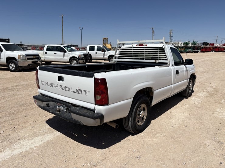 2003-chevrolet-silverado-1500-image-3
