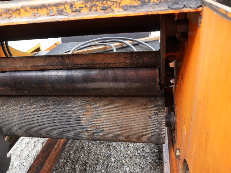 #147-•-accu-cut-36-inch-x-4-inch-edger-image-26