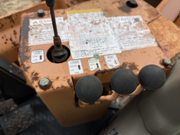 2007-case-1150k-image-18