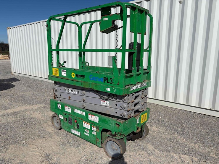 2014-genie-gs1930-image-2