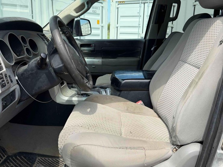 2007-toyota-tundra-image-15