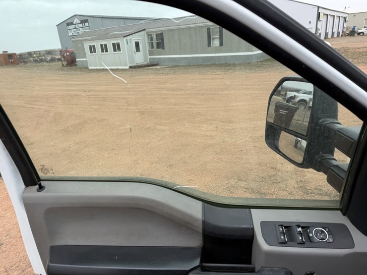 2019-ford-f250-image-12