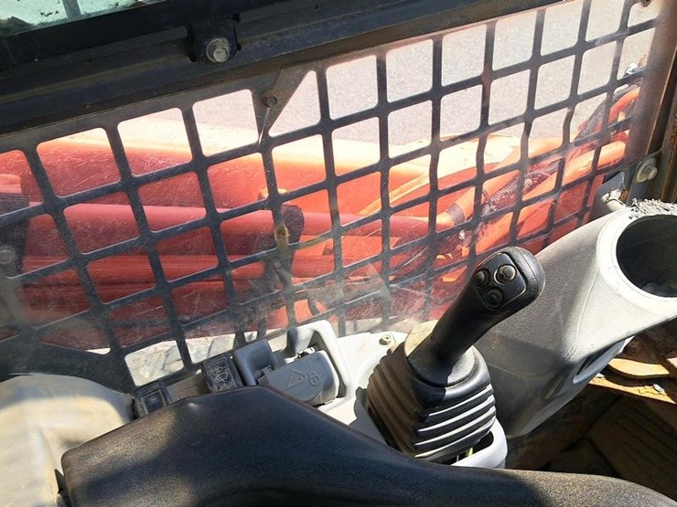 2019-kubota-svl95-2s-image-15