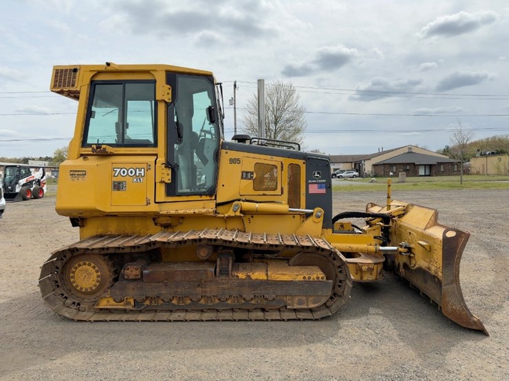 2002-deere-700h-xlt-image-6