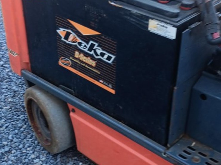 toyota-8fbcu32-image-6