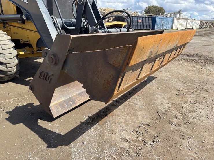 deere-210lep-image-11