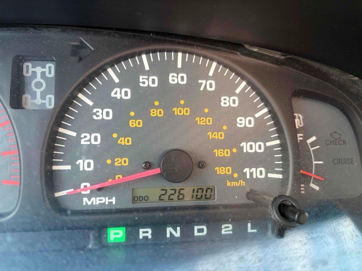 2001-toyota-4-runner-image-13