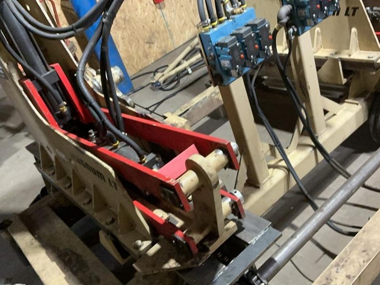 #149-•-2017-hurdle-magnum-lt-carriage-image-34