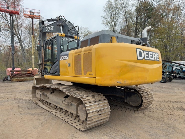 2016-deere-300g-lc-image-3
