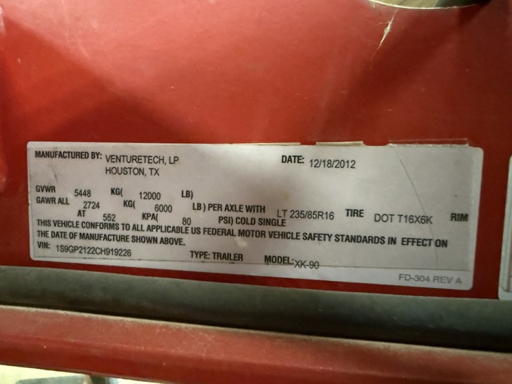 2013-caterpillar-c4.4-image-12