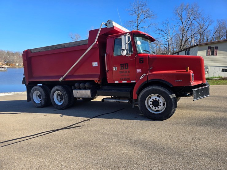 1999-cummins-m11-image-23