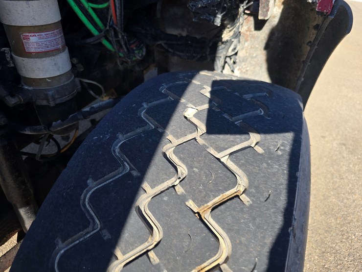 1999-cummins-m11-image-69