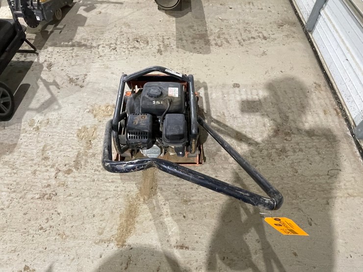 #5013-•-mbw-gp2000-gas-powered-plate-compactor-image-3