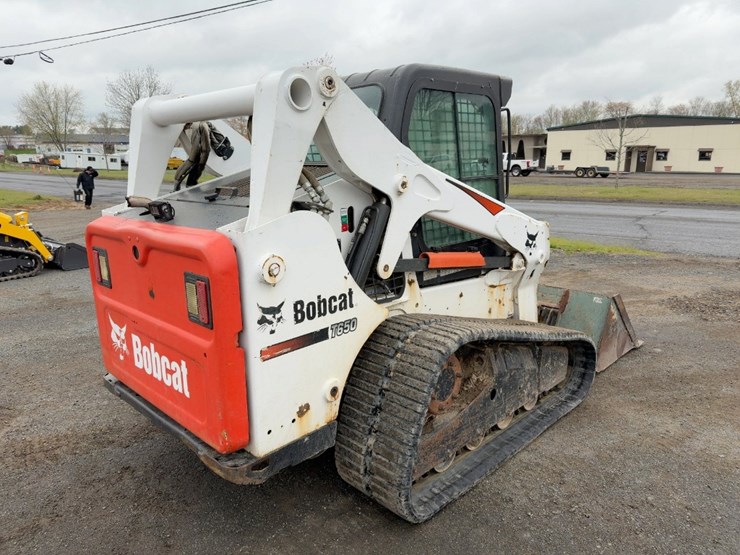 2013-bobcat-t650-image-5